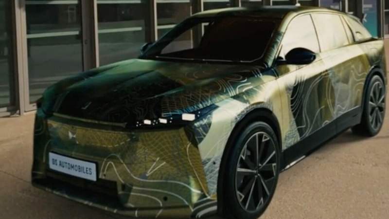 DS va bientôt lancer une voiture électrique et hybride cruciale pour la marque&nbsp;: voici les premières images du DS N°7