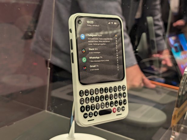 Clicks Communicator // Source : Frandroid