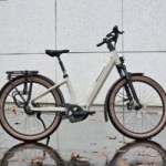 Un véritable vélo électrique SUV : on a testé le Diamant Suvea Style, un VTC boosté par Bosch et ultra bien équipé