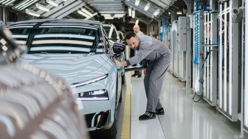 «&nbsp;Elles sont un peu vieilles&nbsp;»&nbsp;: le chinois Xpeng tacle les usines Volkswagen mais reste intéressé