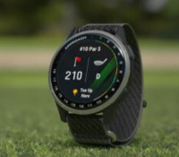 La Garmin Approach J1 // Source : Garmin La Garmin Approach J1 // Source : Garmin