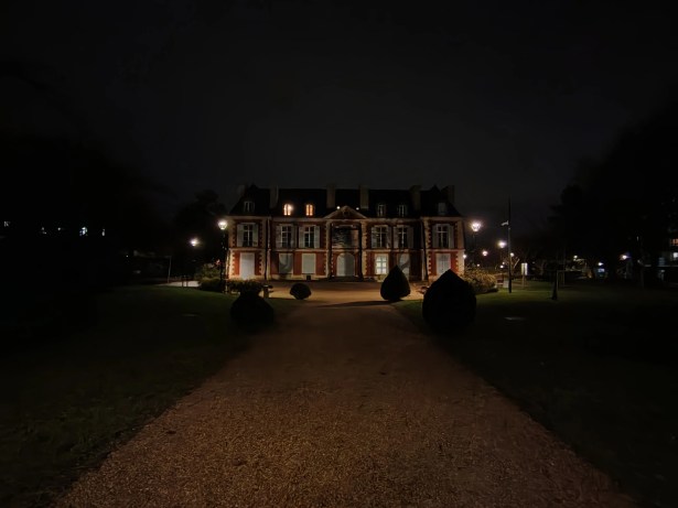 Honor Magic 8 Lite - UGA Nuit 3