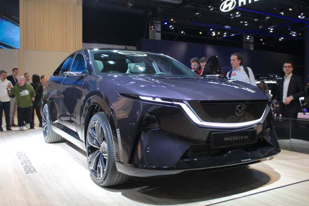 Mazda CX-6e // Source : Jean-Baptiste Passieux - Frandroid