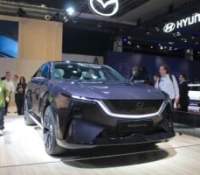 Mazda CX-6e // Source : Jean-Baptiste Passieux - Frandroid