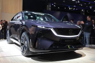 Mazda CX-6e // Source : Jean-Baptiste Passieux - Frandroid