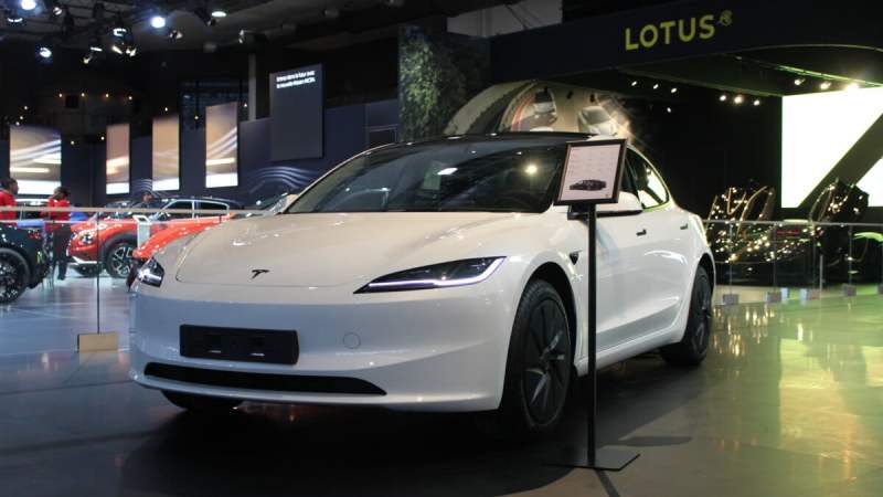 Première fois à l&rsquo;intérieur de la Tesla Model 3 Standard à 36 990&nbsp;€&nbsp;: le hold-up de l&rsquo;année est confirmé