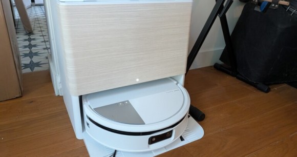 iRobot Roomba Max 705 Combo // Source : Ulrich Rozier pour Frandroid