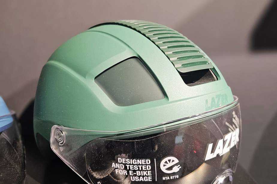 Lazer Nova KinetiCore ventilation mobile