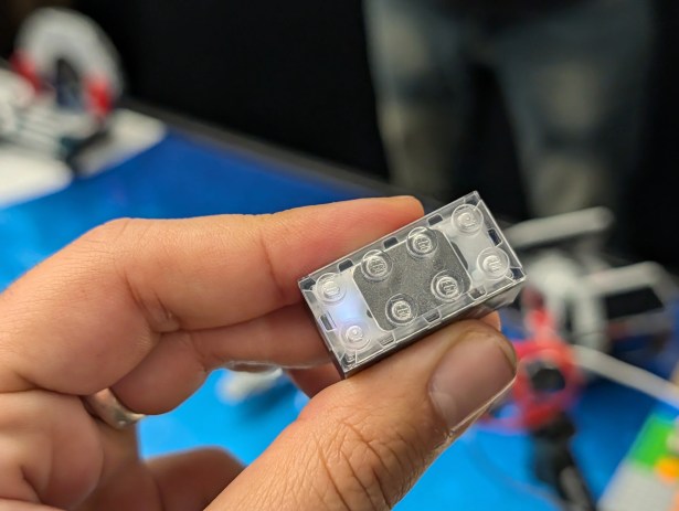 La LEGO Smart Brick // Source : Frandroid