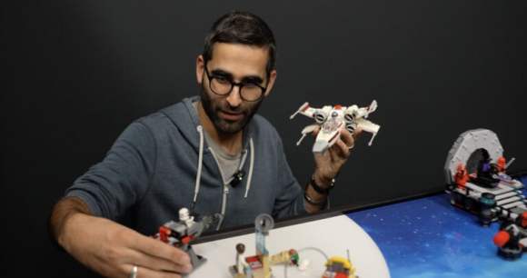 En pleine partie de LEGO avec des Smart Bricks // Source : Robin Wycke - Frandroid En pleine partie de LEGO avec des Smart Bricks // Source : Robin Wycke - Frandroid