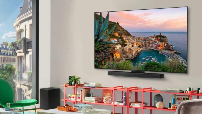 Moitié prix sur un TV LG OLED 4K 144 Hz de 77″ avec Dolby Vision et Atmos pour du cinéma et du gaming haute qualité
