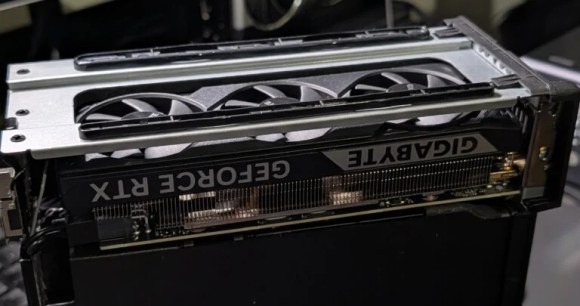 Minisforum MS-02 Ultra – Frandroid – PXL_20251220_194038390