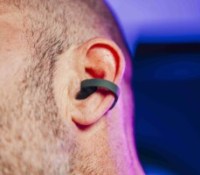 Les écouteurs tiennent parfaitement en place et ne gênent jamais