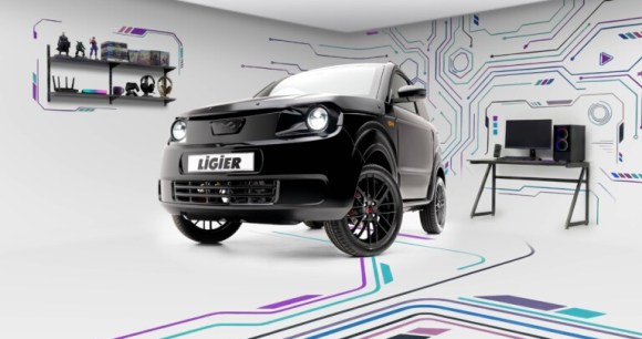 Myli LAB_Intense Black_EV8_Low Angle Front_Geek