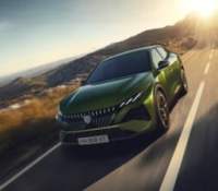 Peugeot E-408 // Source : Peugeot