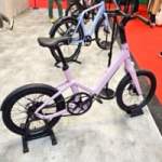 Courroie, capteur de couple et poids plume : à 2 300 €, le vélo électrique compact Reany C1 coche beaucoup de cases