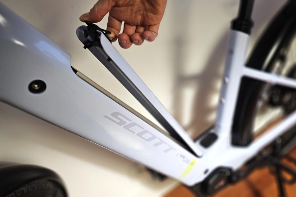 Scott Axis 20 Wave batterie cache