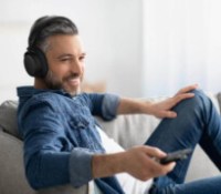 Sennheiser bundle RS 275 casque TV // Source : Sennheiser