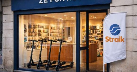 Illustration d'un commerce proposant des trottinettes électriques en libret-service Straik à Paris. // Source : Straik