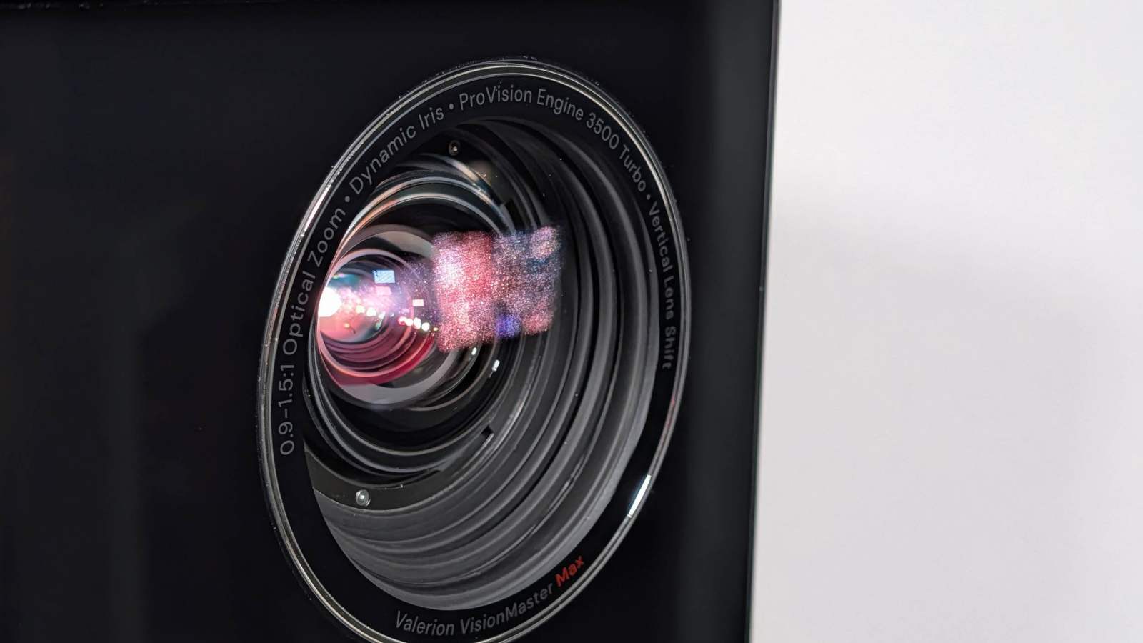 Valerion généralise la fonction anti-arc-en-ciel sur toute sa gamme de vidéoprojecteurs