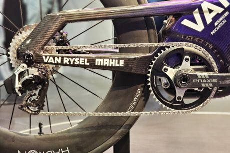 Van Rysel FTP&sup2; transmission SRAM