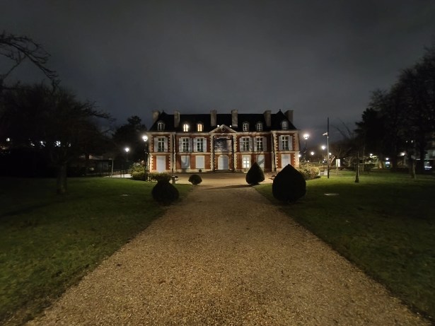 Xiaomi Redmi Note 15 Pro - UGA Nuit (2)