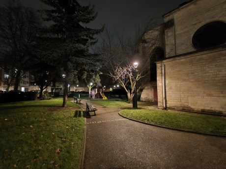 Xiaomi Redmi Note 15 Pro - UGA Nuit (5)