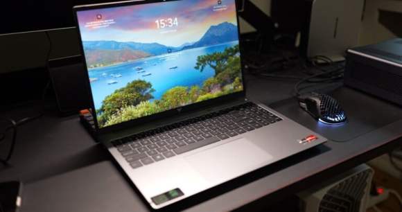 Acemagic RX16 // Source : Frandroid