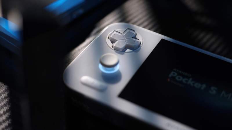 Ayaneo Pocket S Mini&nbsp;: c&rsquo;est l&rsquo;anti-Steam Deck par excellence