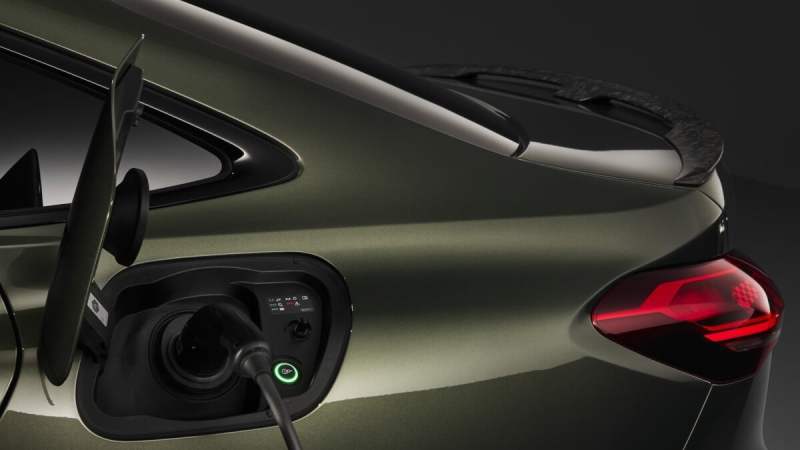 Voici la consommation réelle et scandaleuse des hybrides rechargeables vendues en Europe&nbsp;: 30 marques passées au crible, Porsche et Toyota à l’opposé