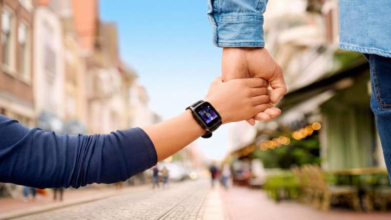 Votre enfant réclame un téléphone ? Découvrez cette alternative sécurisée à petit prix