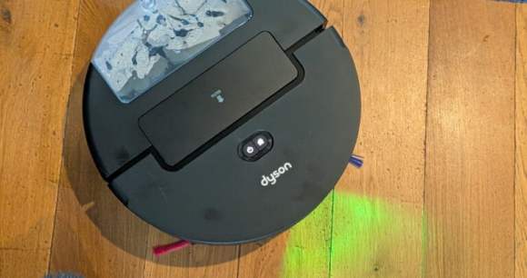 Dyson Spot+Scrub Ai // Source : Ulrich Rozier pour Frandroid