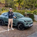 J&rsquo;ai essayé la nouvelle Dacia Spring : la voiture électrique la moins chère de France est-elle toujours trop chère pour ce qu&rsquo;elle propose ?