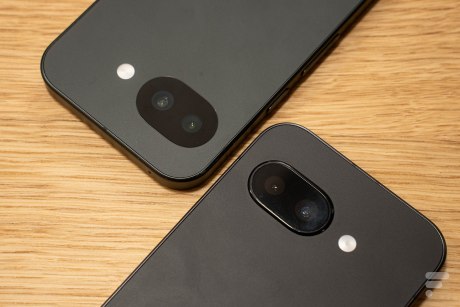 Google Pixel 10a // Source : Robin Wycke pour Frandroid