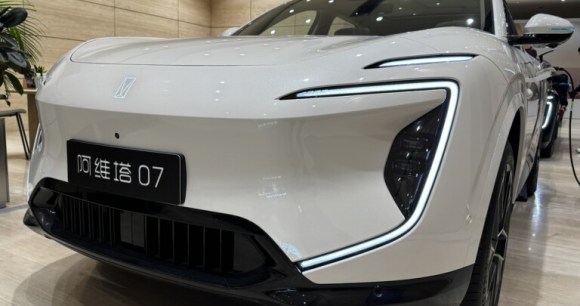 La signature lumineuse avant de la 07.