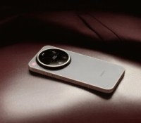 Leitzphone_Leica-Design_02_1920×1440px_PIM_Press – Grande
