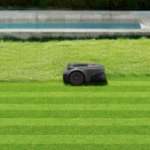 Ce tout nouveau robot tondeuse Mova est déjà en promo sur Amazon et les premiers retours sont prometteurs