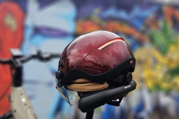 Design vermelho Overade Life