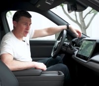 Rivian R2 // Source : Car Wow