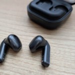 Samsung Galaxy Buds 4 // Source : Sylvain Pichot - Frandroid