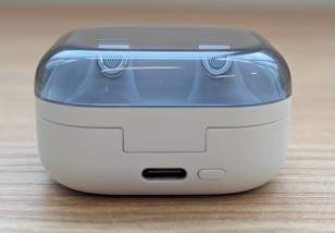 Capa Samsung Galaxy Buds 4 Pro // Fonte: Sylvain Pichot - Frandroid