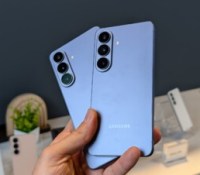 Samsung Galaxy S26 et Galaxy S26 Plus // Source : Omar Belkaab - Frandroid Samsung Galaxy S26 et Galaxy S26 Plus // Source : Omar Belkaab - Frandroid