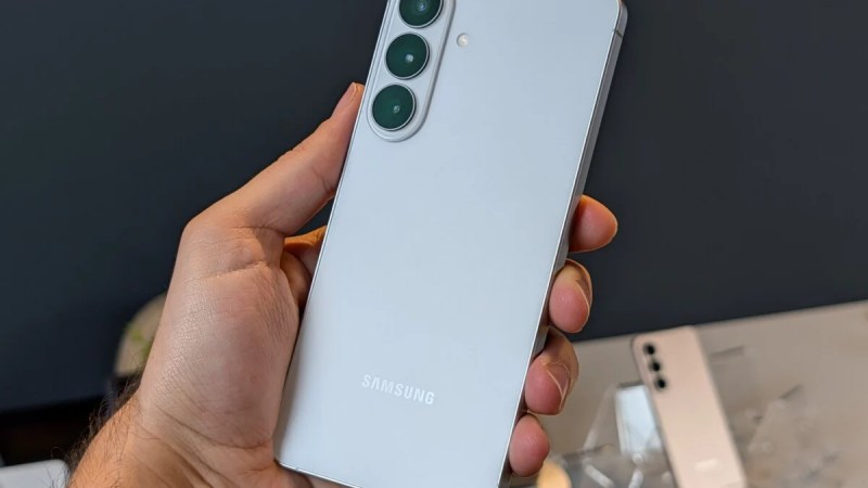 Samsung veut s&rsquo;affranchir des puces Qualcomm et vise du «&nbsp;tout Exynos&nbsp;» sur ses futurs Galaxy S