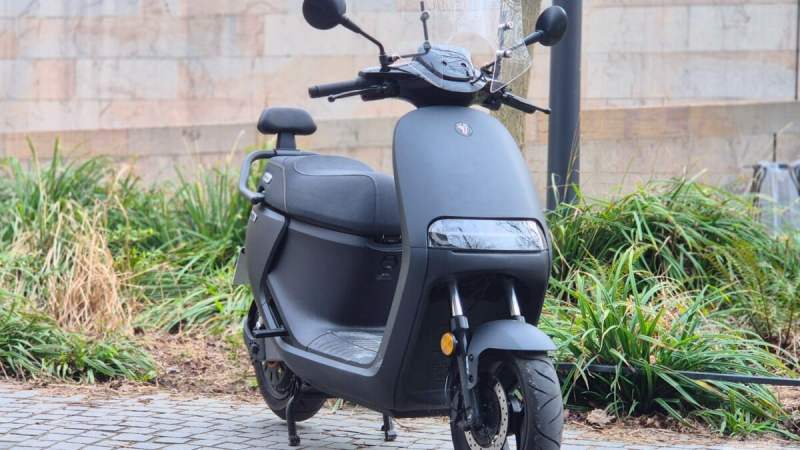 On a roulé une semaine en Segway E250S électrique&nbsp;: le compromis parfait pour fuir les bouchons en scooter sans casser la tirelire