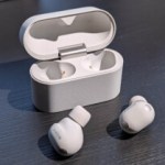 Sony WF-1000XM6 // Source : Sylvain Pichot - Frandroid