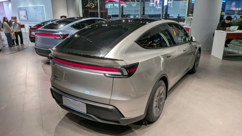 Tesla s’apprête à lancer la Model Y L chinoise en Europe : la preuve avec ces documents