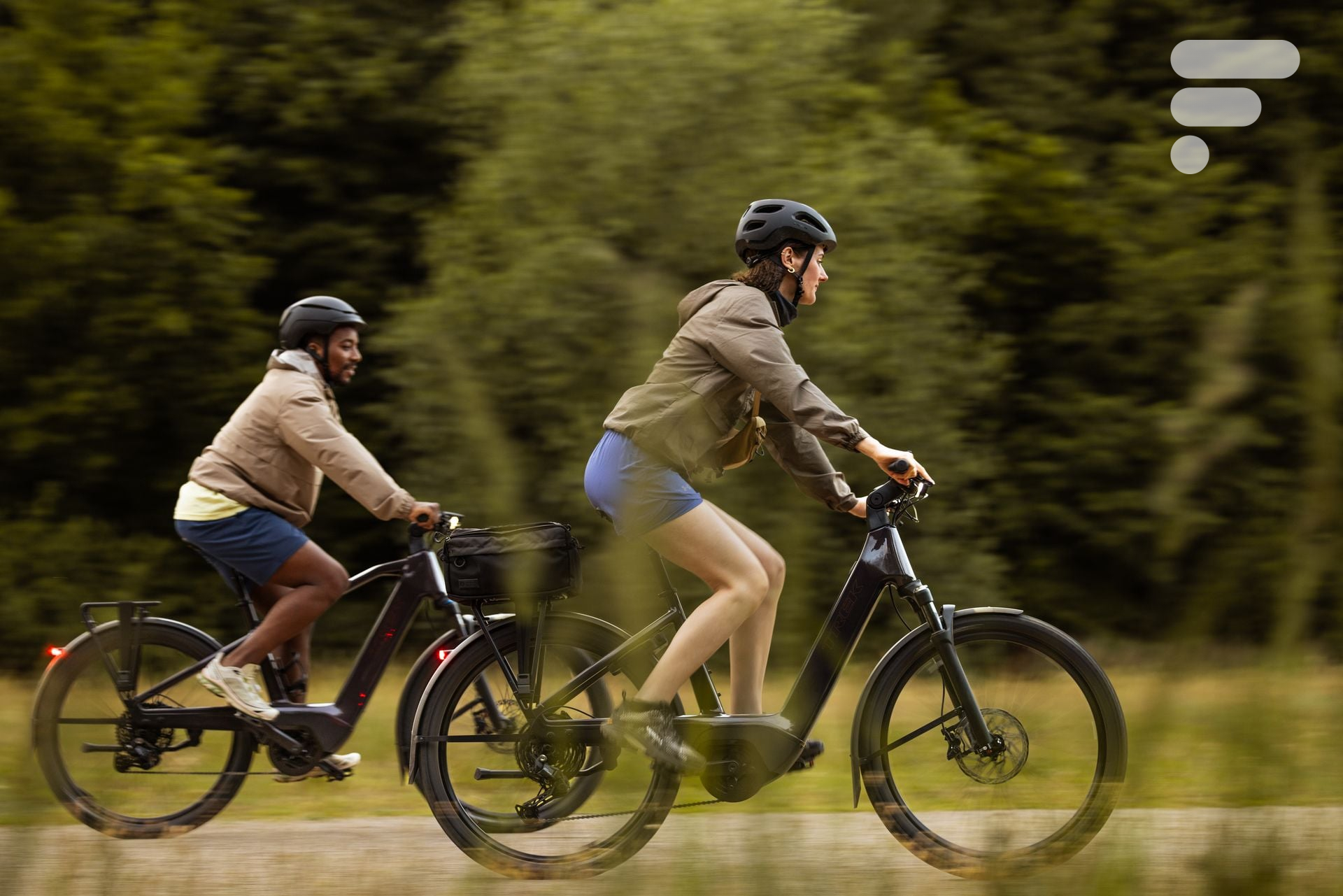 Bicicleta elétrica Trek Charter Trail