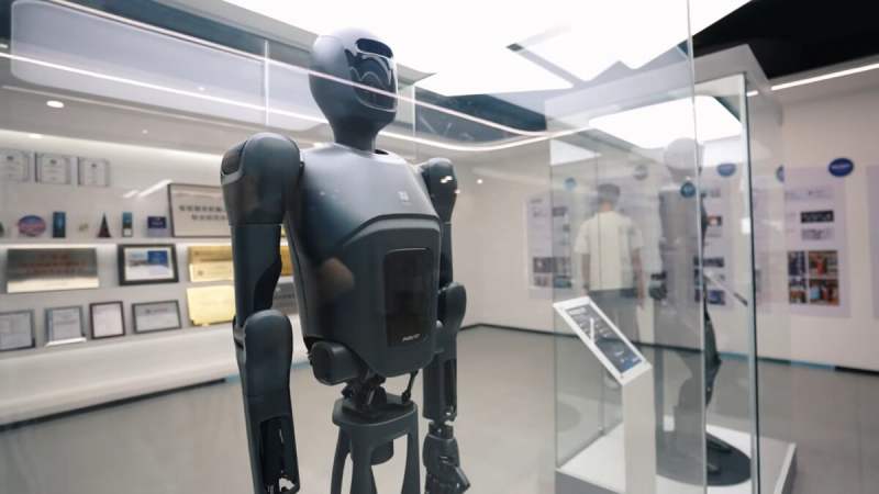 «&nbsp;Ça me fait flipper&nbsp;»&nbsp;: on a été voir les robots que vous allez croiser dans votre Carrefour ou McDo