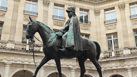 Xiaomi 17 Ultra - 46 mm