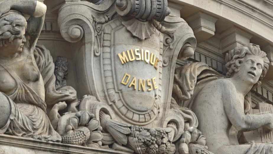 Xiaomi 17 Ultra - 690 mm